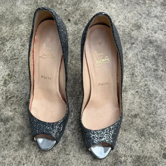 Christian Louboutin Metallic Grey Glitter Very Prive Peep Toe Pumps, Size 38.5 - Picture 4 of 16